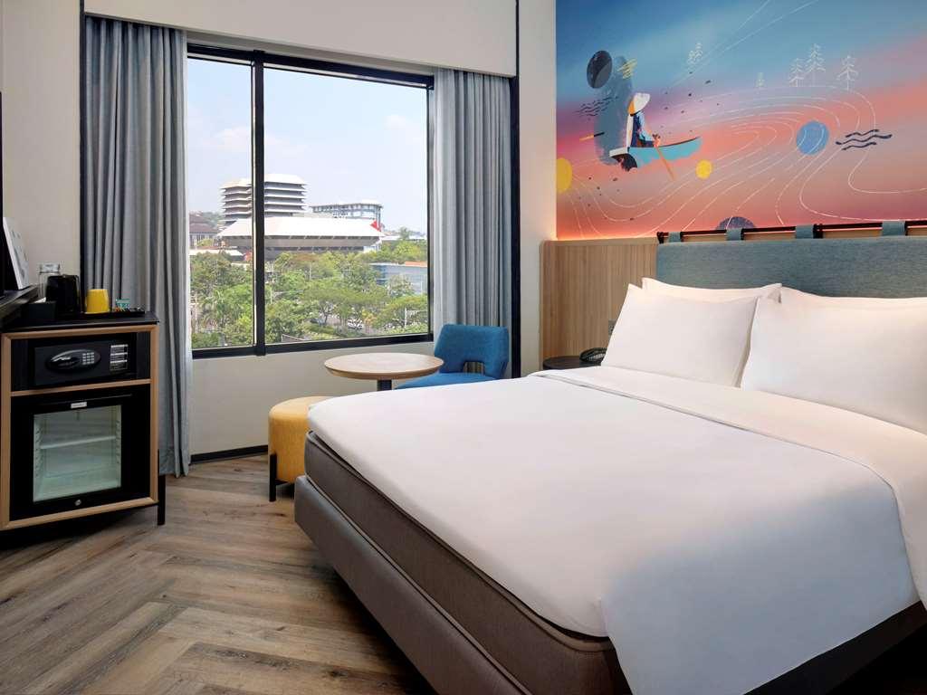 Hotel Ibis Styles Semarang Simpang Lima Pokój zdjęcie
