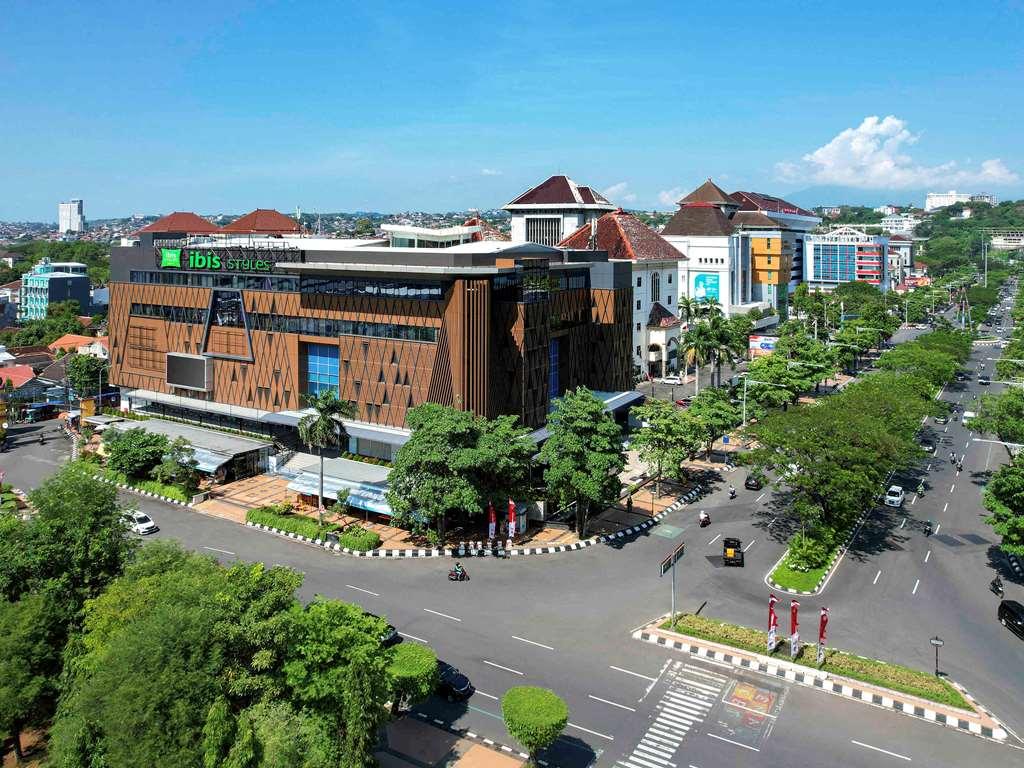 Hotel Ibis Styles Semarang Simpang Lima Zewnętrze zdjęcie